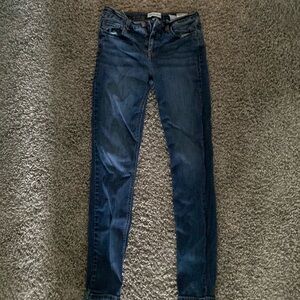COPY - Denim jeans. Studio Blue.